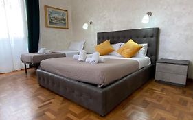 Cavour 44616